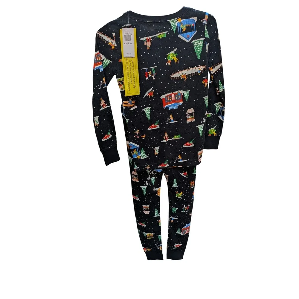 Old Navy Kids 4T Winter Village Ski Scene‎ Pajama Set Black 2-Piece NWT